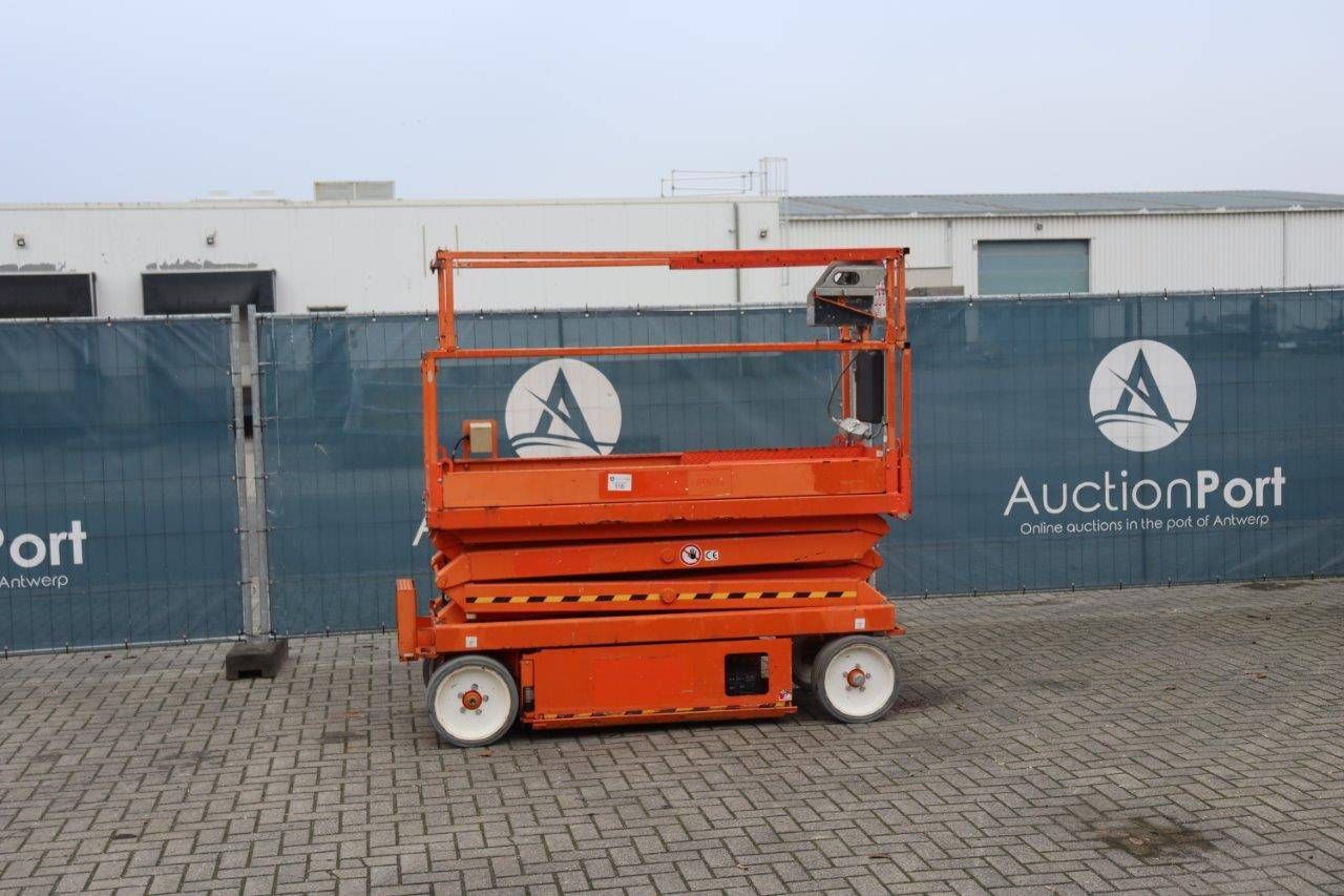 Scissor Lift Skyjack SJ III 3220 Electric 8.1m 2015
