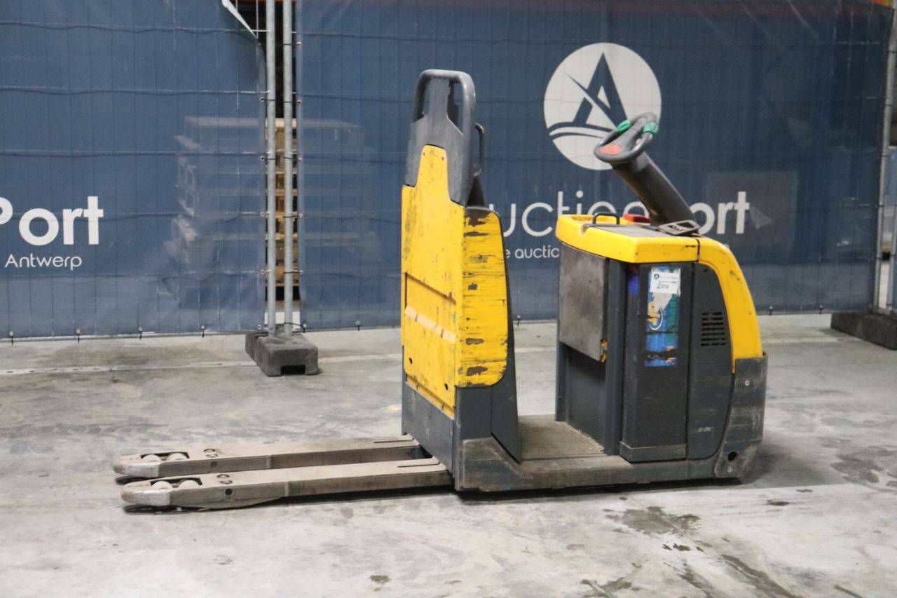 Pallet truck Jungheinrich Electric 