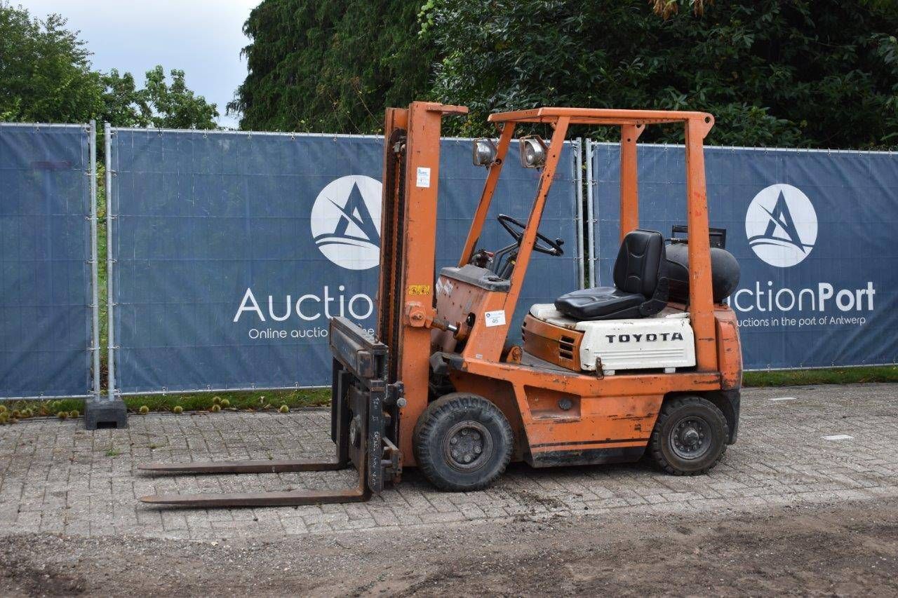 Forklift Toyota 02-4FG15 LPG 1500kg Rotator