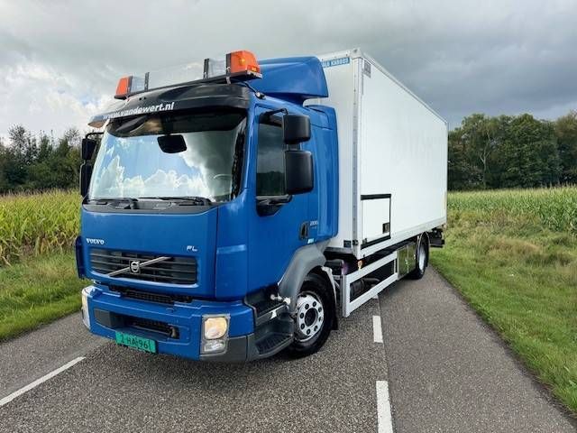 Box truck Volvo FL280 Diesel 280hp 2008