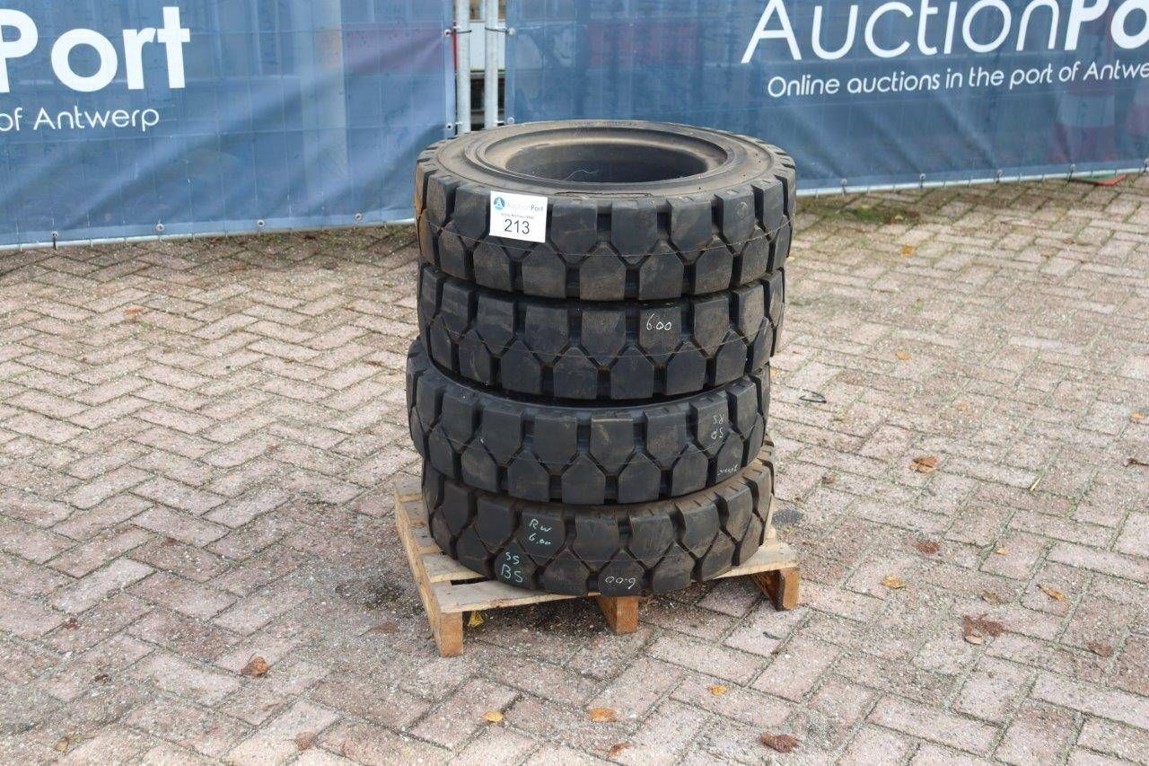 Batch of tires Greckster 7.50x15 4 pieces New