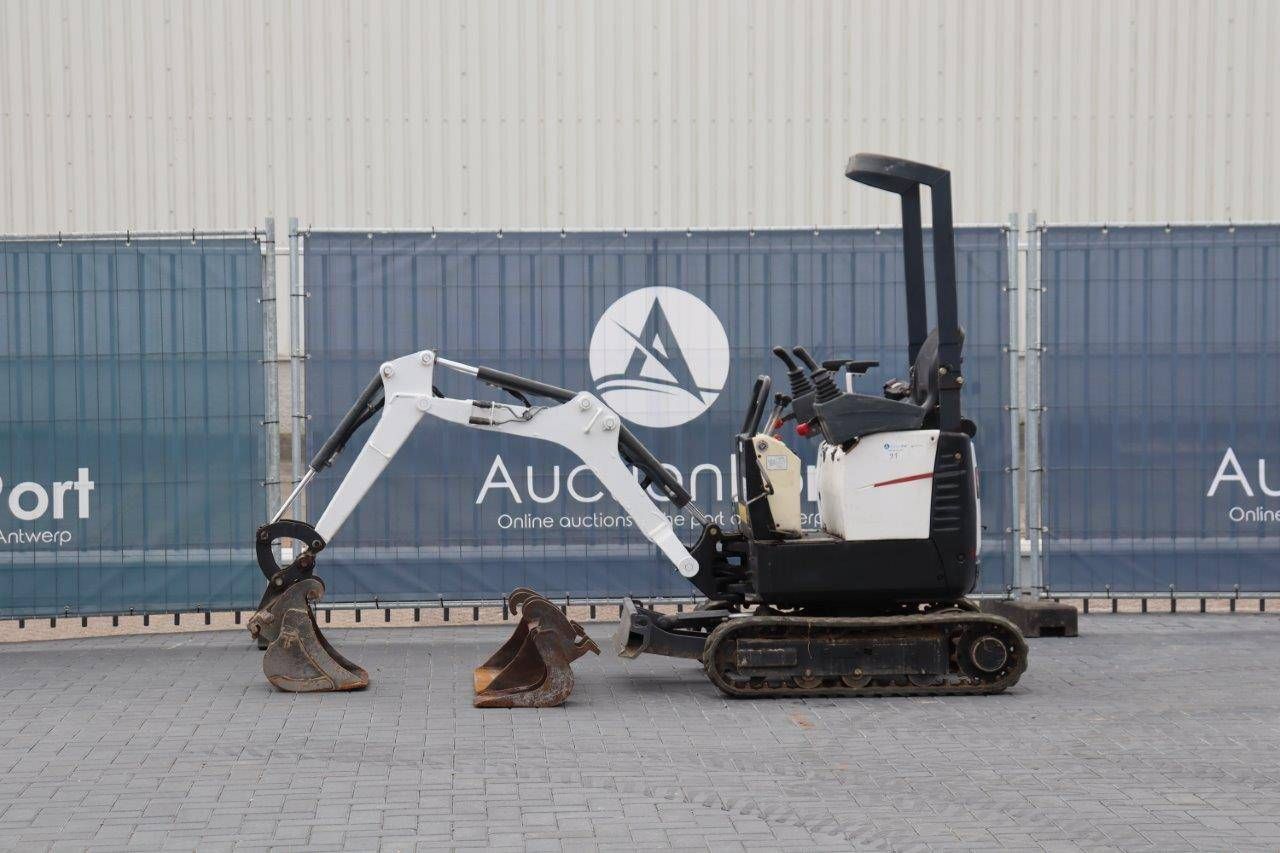 Mini digger Bobcat E10AAEM Diesel 10hp 2015