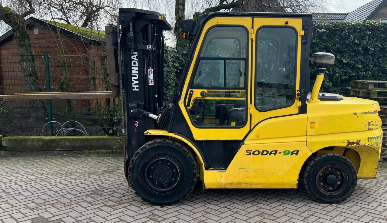 Forklift Hyundai 50DA-9A Diesel 5000kg