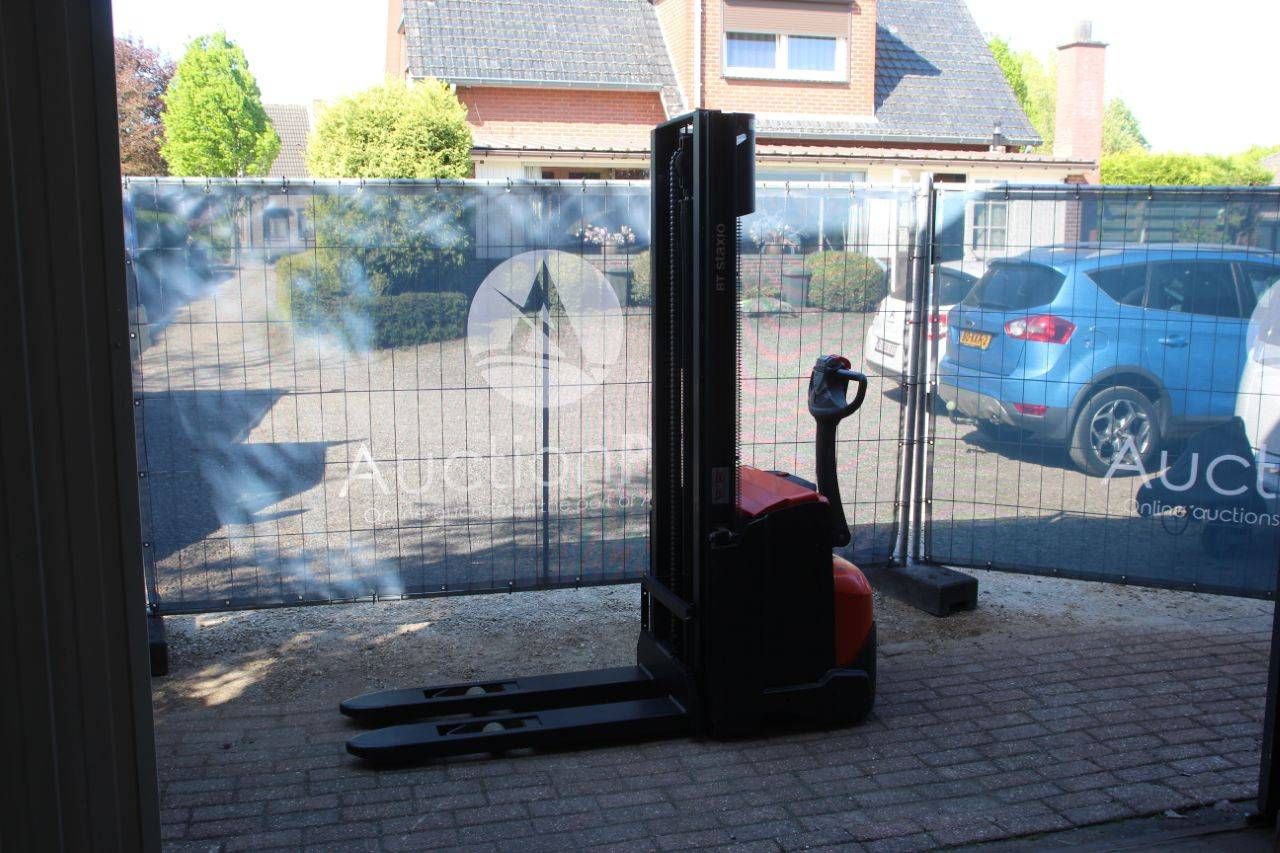 Toyota SWE120 Electric Stacker 1200kg 3.3m 2017