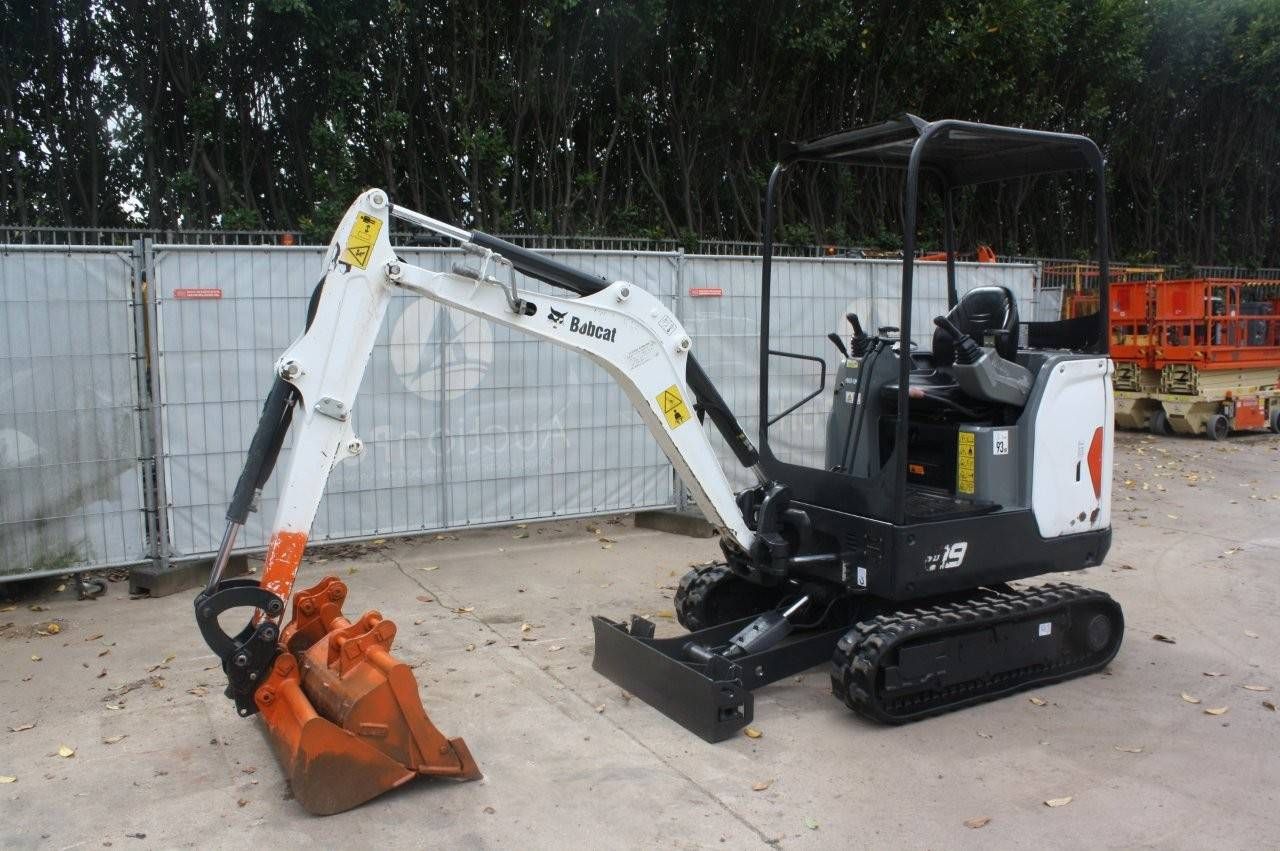 Mini excavator Bobcat E19 Diesel 10.2kW 2019