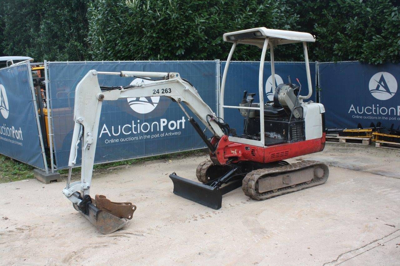Mini digger Takeuchi TB016 Diesel