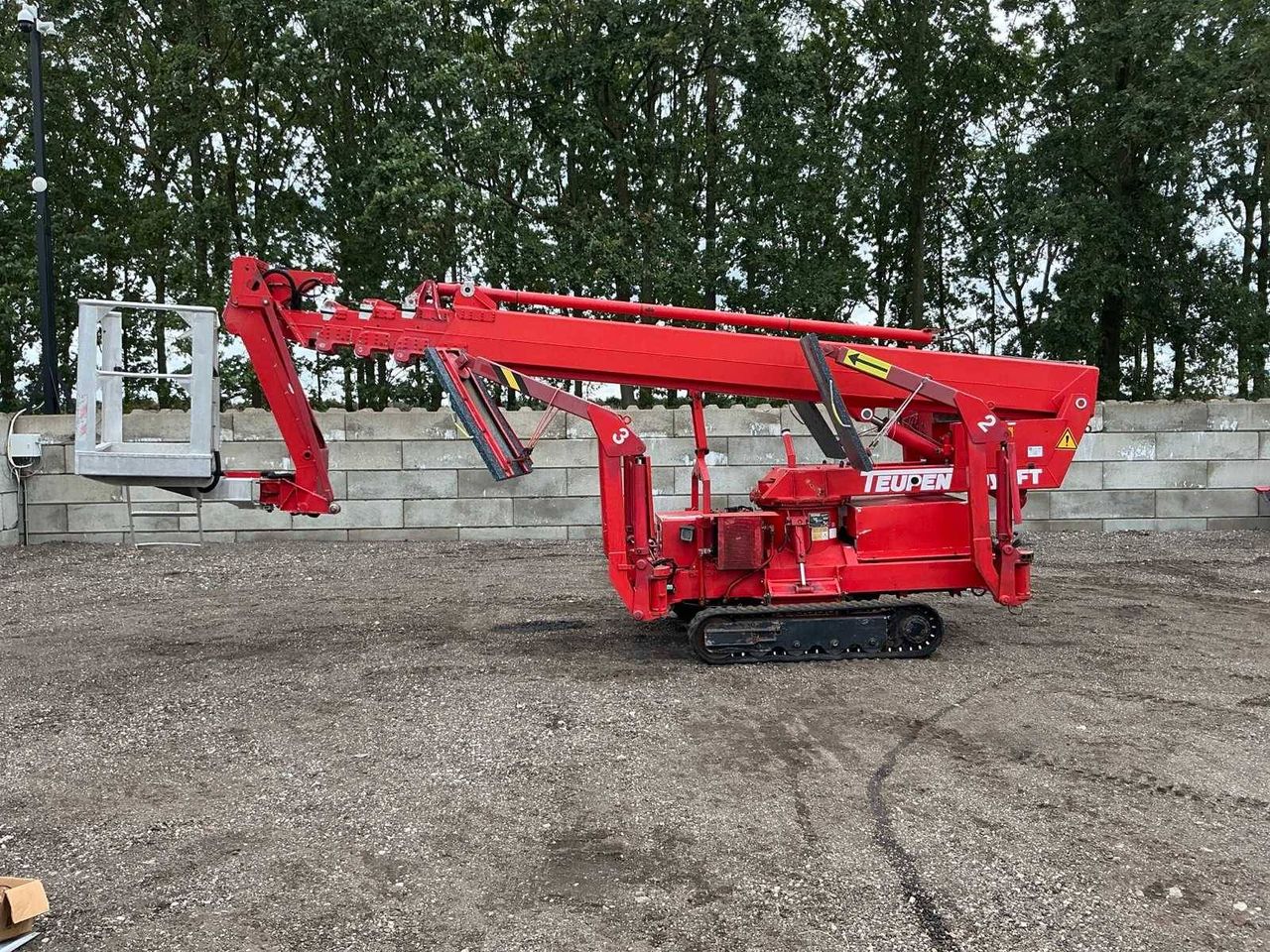 Teupen LEO 26 H Spider Lift Electric 200kg 26m 1995
