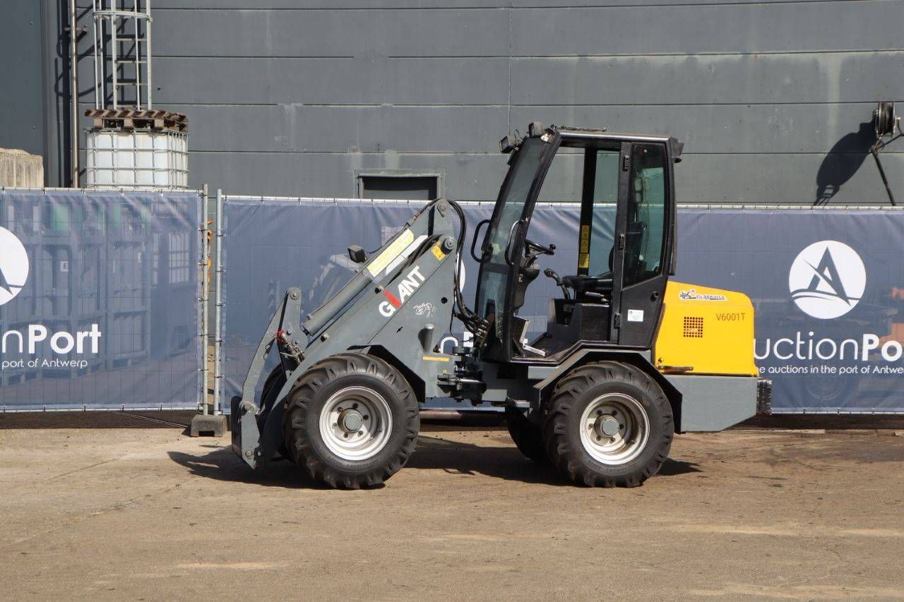 Giant V6001T-CAB Diesel Wheel Loader 44kW 2006