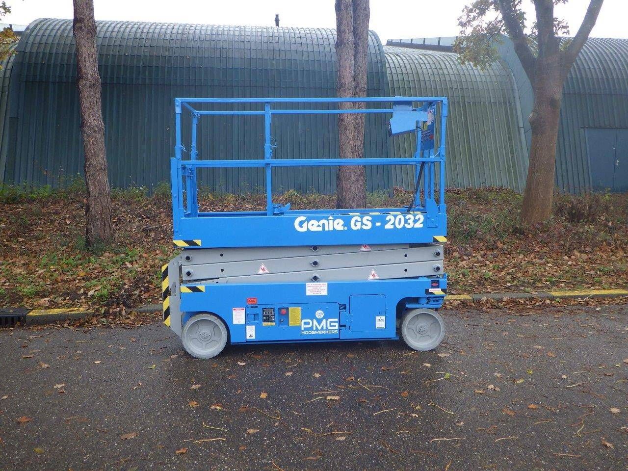 Scissor lift Genie GS-2032 8.10m Electric 2014