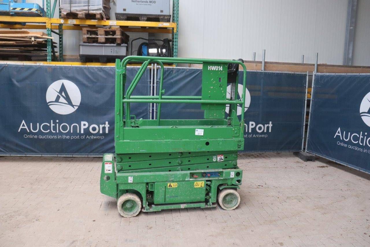 Scissor Lift Genie Electric