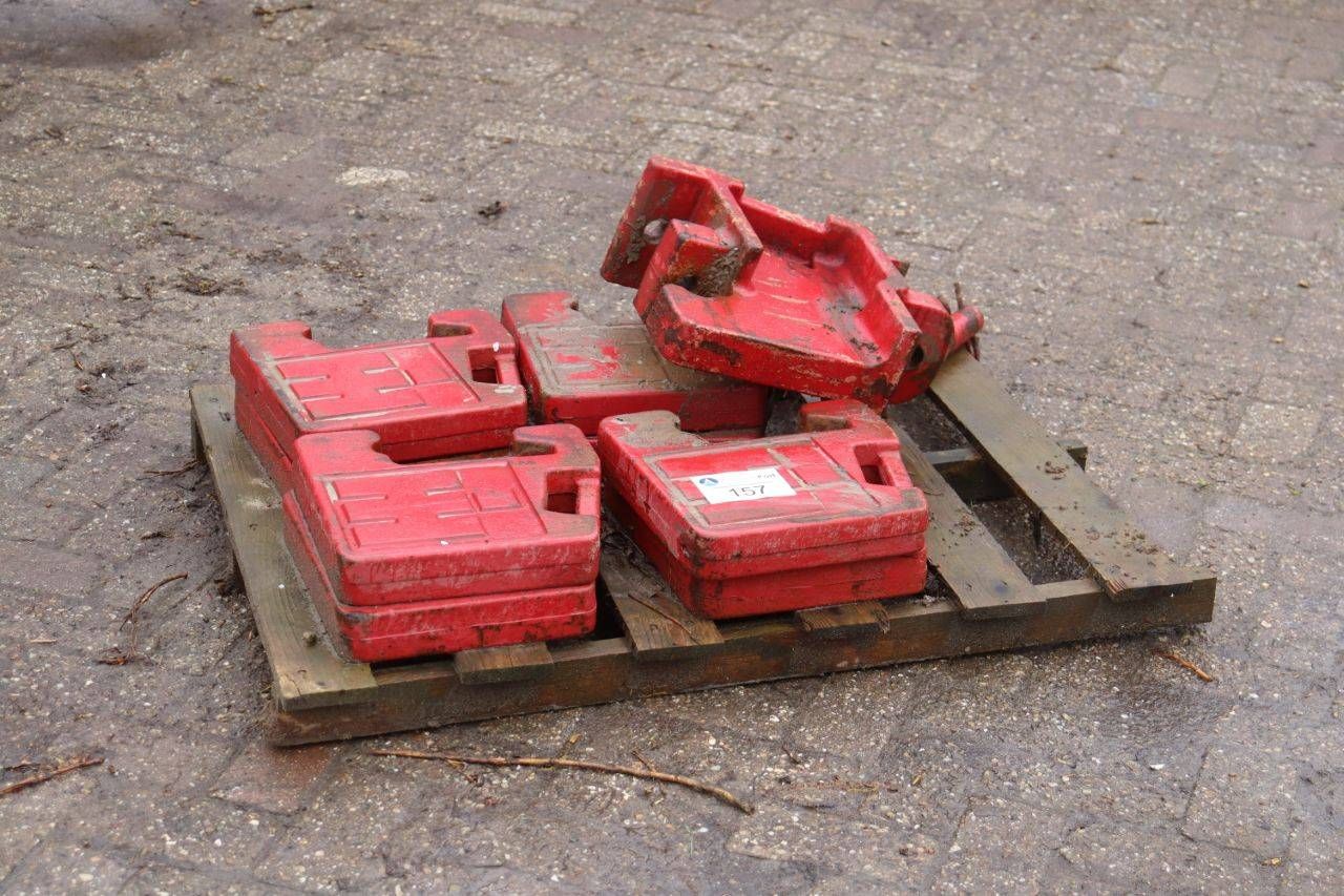 Batch of 9 front weights