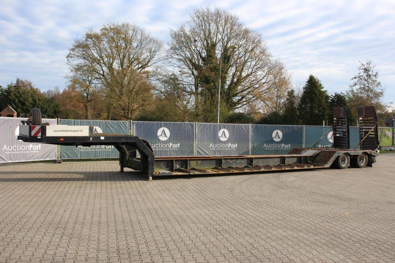 Semi-Low Loader Lako SDT230 2002