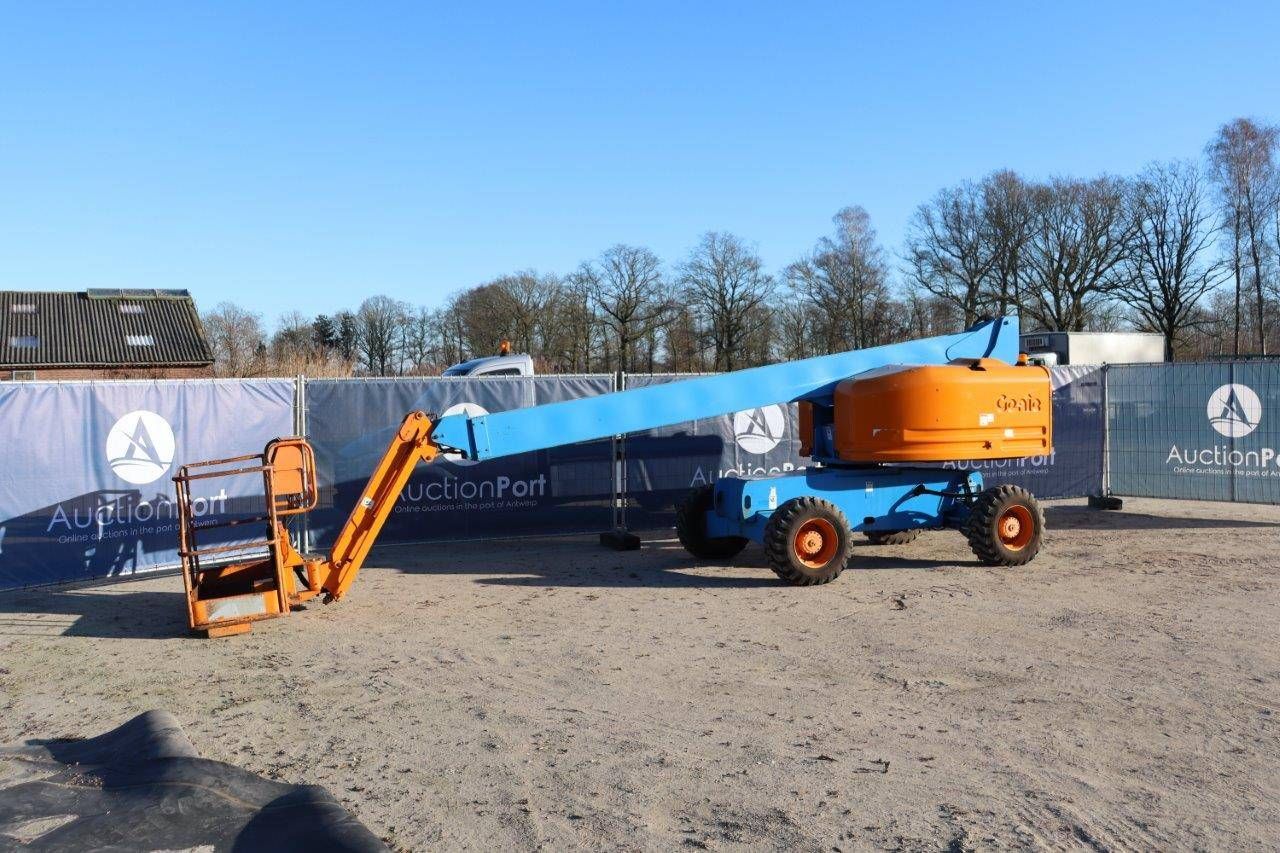 Telescopic boom lift Genie S-45 Diesel 11.2m