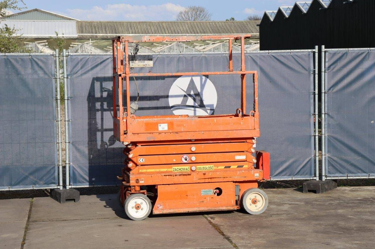 Scissor lift SkyJack SJ3219 Electric 227kg 7.62m 2012