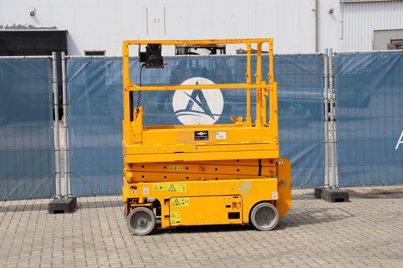 Scissor lift Genie GS1532 Electric 484kg 6m 2007