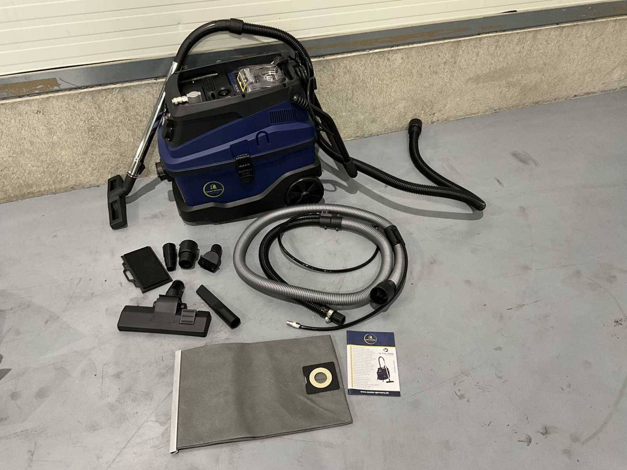 Construction vacuum cleaner wet/dry Sauber Germany SG-P36L Electric 30L New