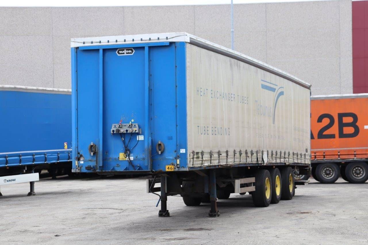 Curtainsider trailer Van Hool 3B2014 2006