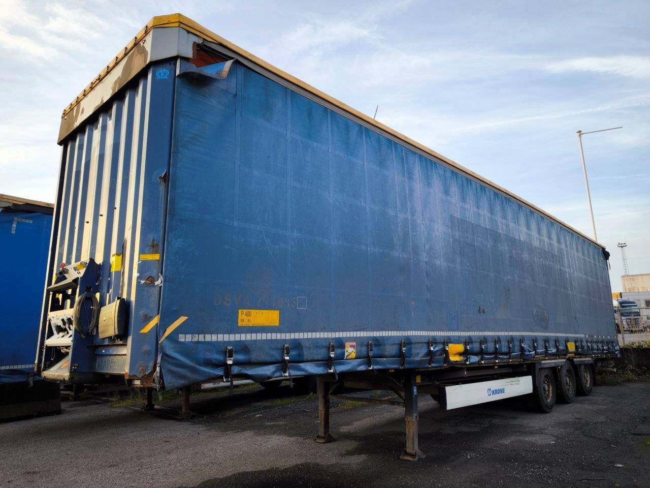Curtainsider trailer Krone SD 2014