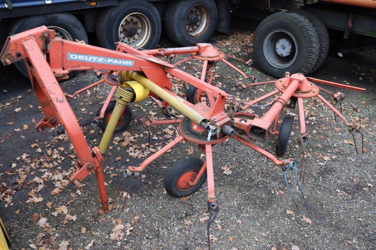 Hay tedder Deutz Fahr KH 500