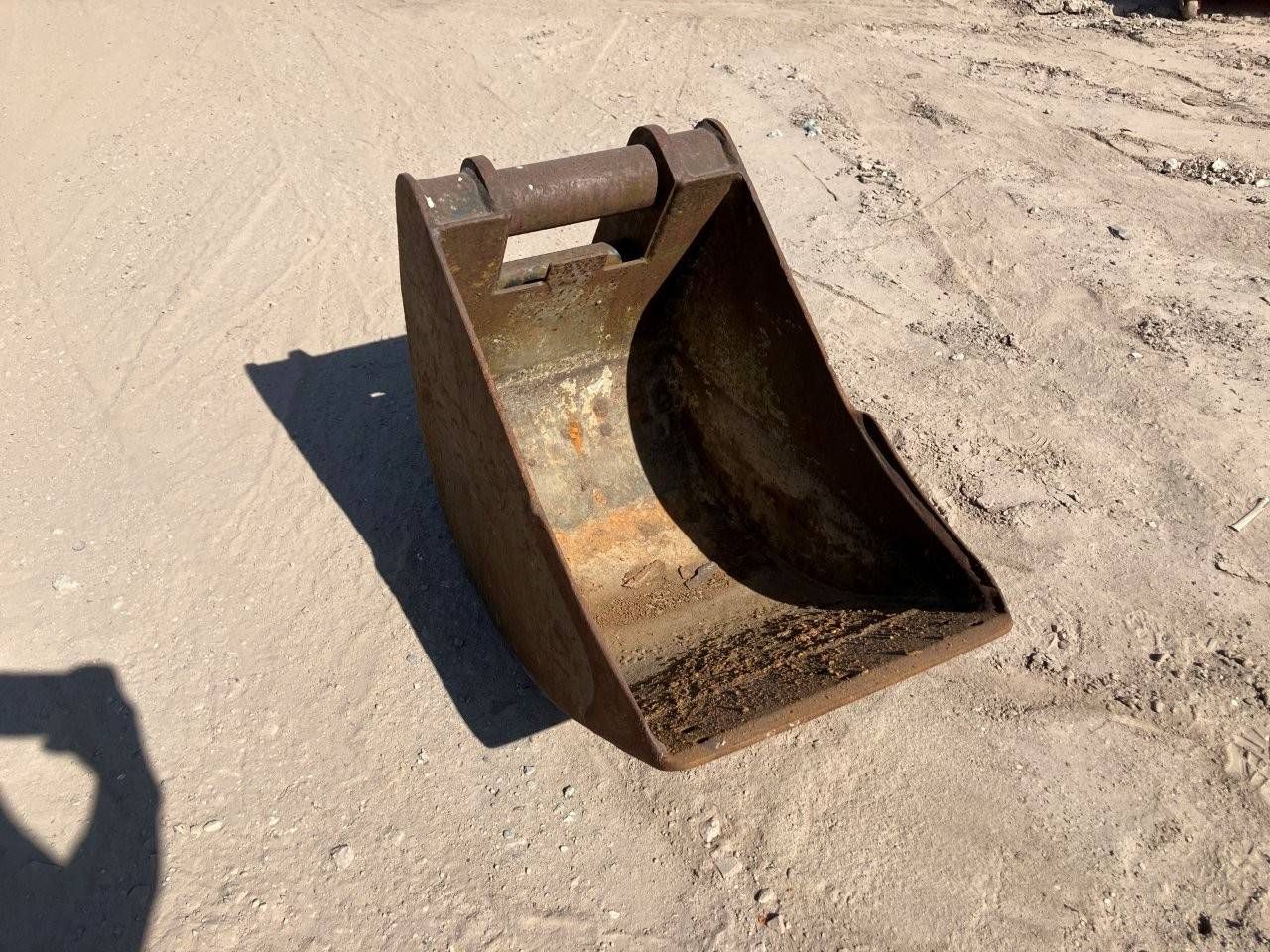 Schaeff excavator bucket