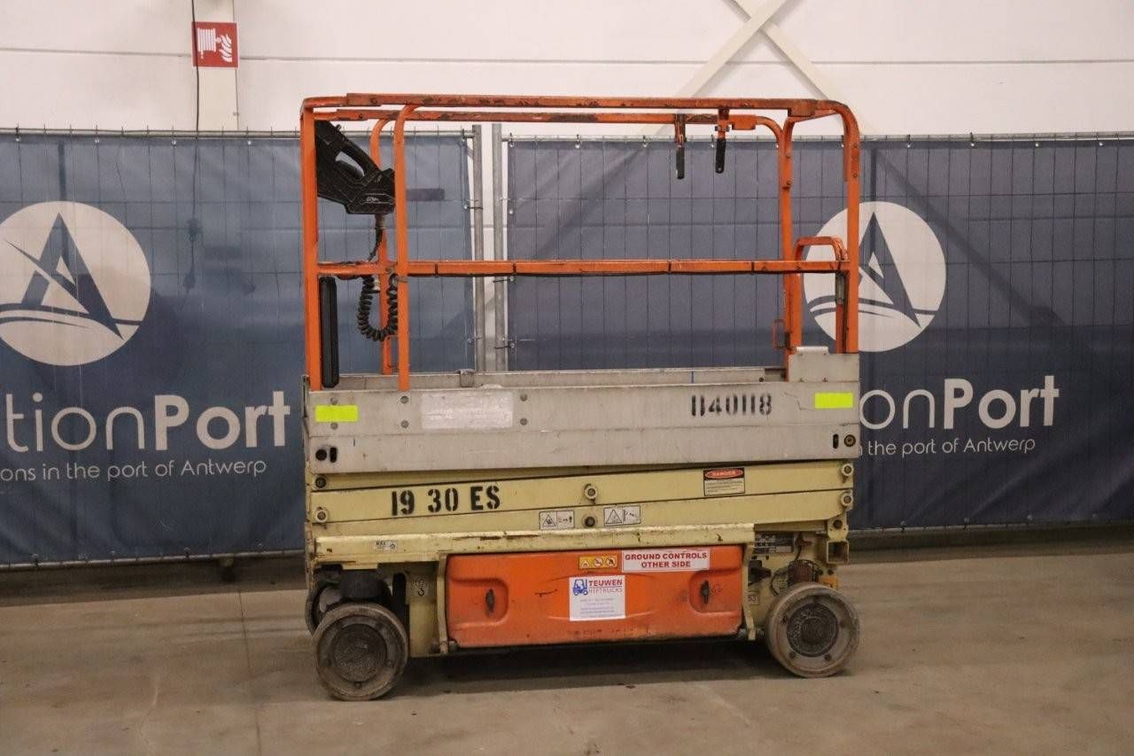 Scissor Lift JLG 1930-ES Electric 7.7m 2014