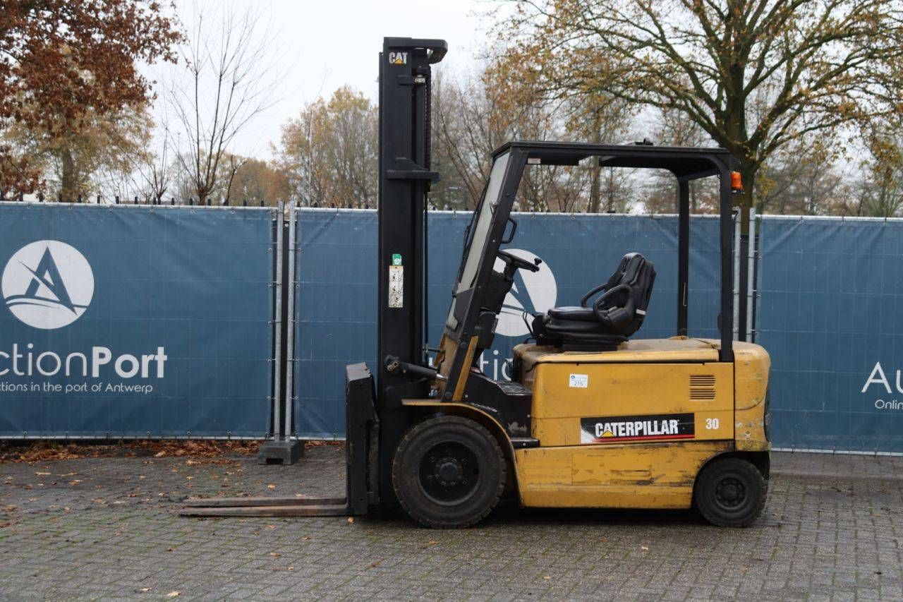 Caterpillar EP30K Electric Forklift 3000kg