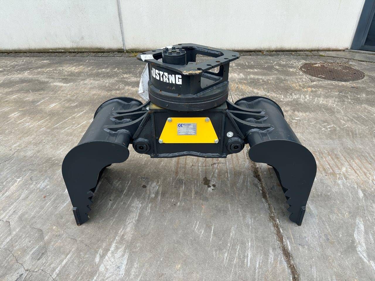 Grabber Mustang GRP250CH New