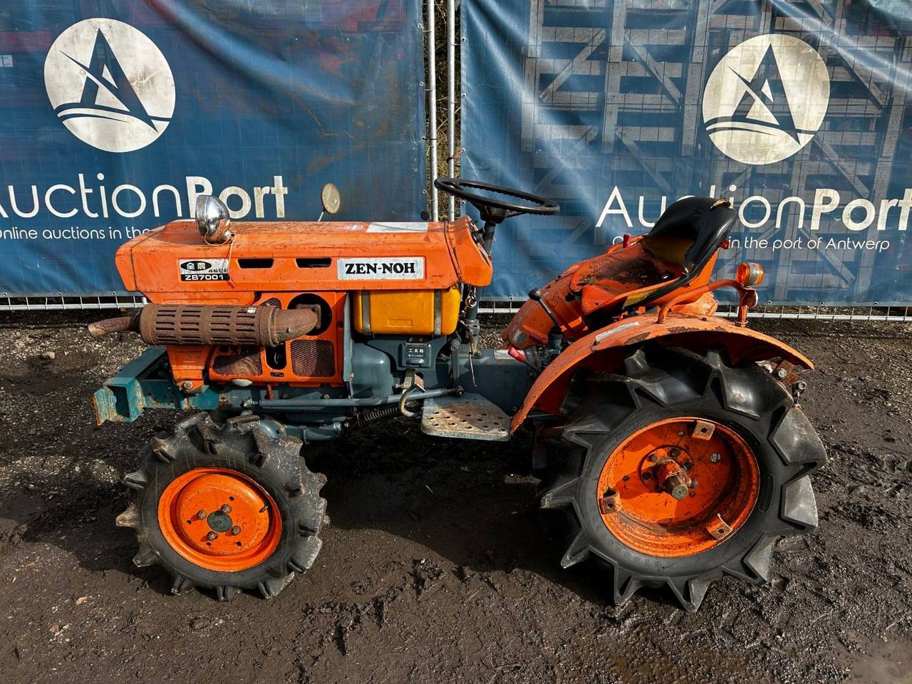 Mini tractor Kubota B7001 Diesel 14hp