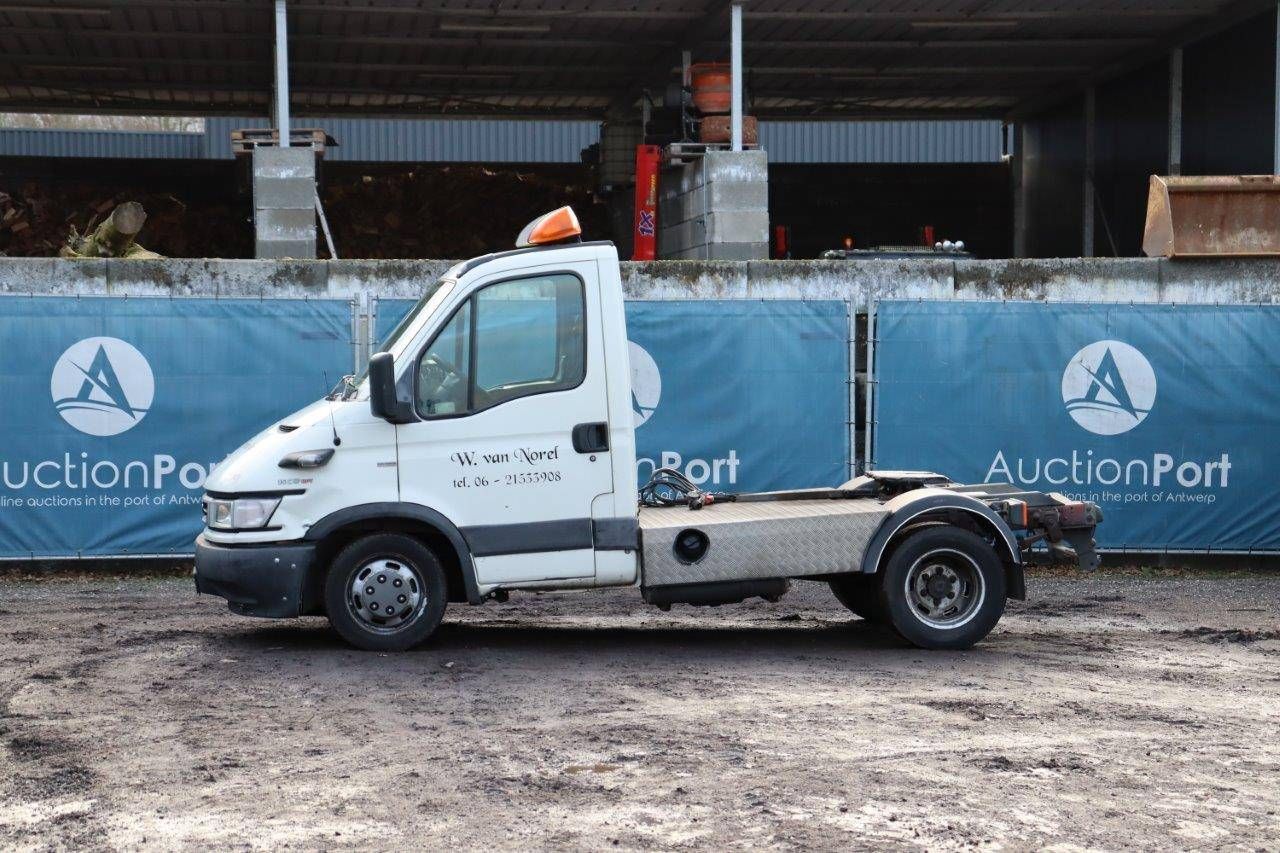 Chassis Cabin Iveco 35C17 Diesel 2005