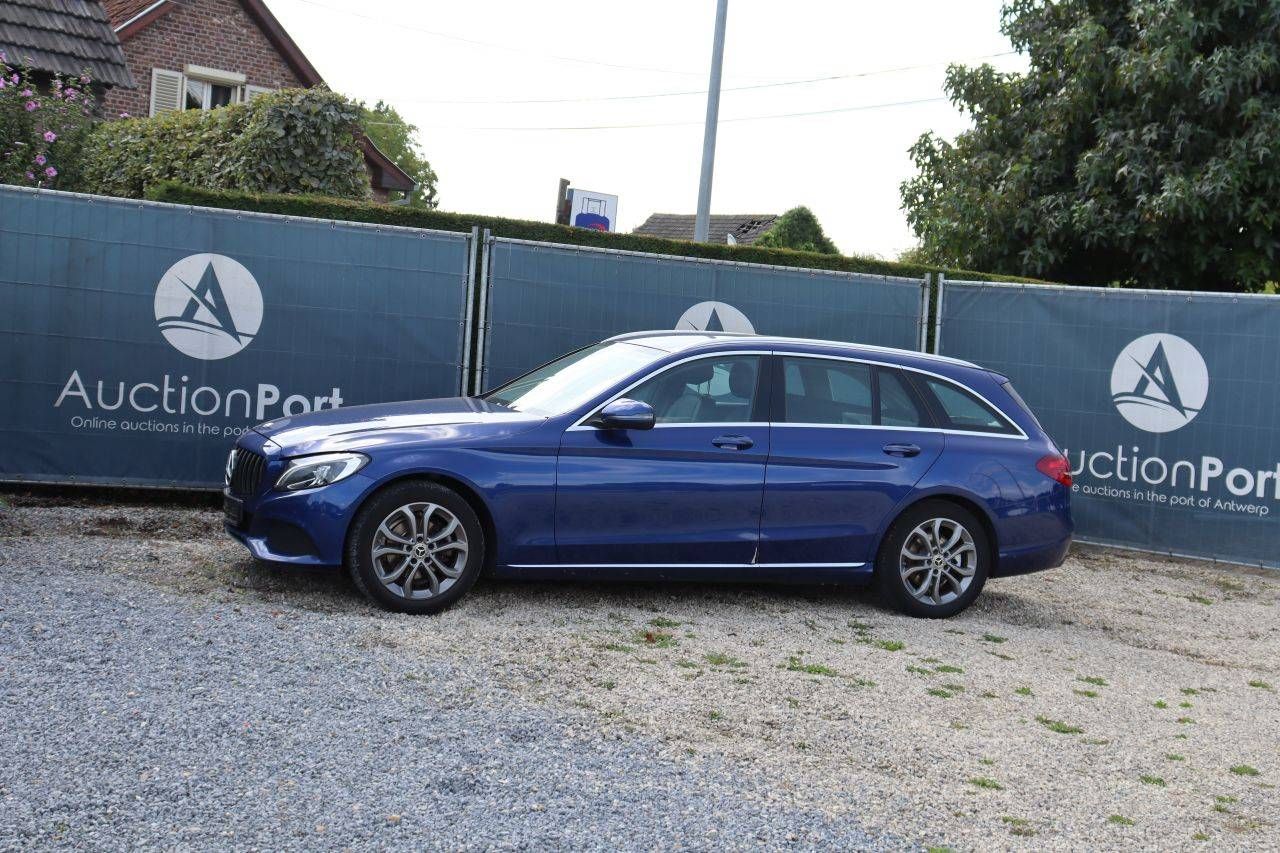 Mercedes-Benz C 180 D Diesel Station Wagon 116hp 2017 (Margin)