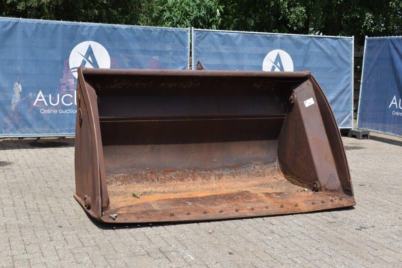 High tip bucket for Volvo L90E