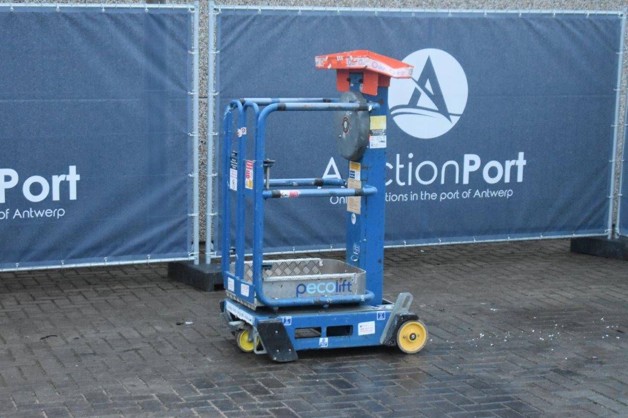 Peco Lift Power Towers Manual 3.5m