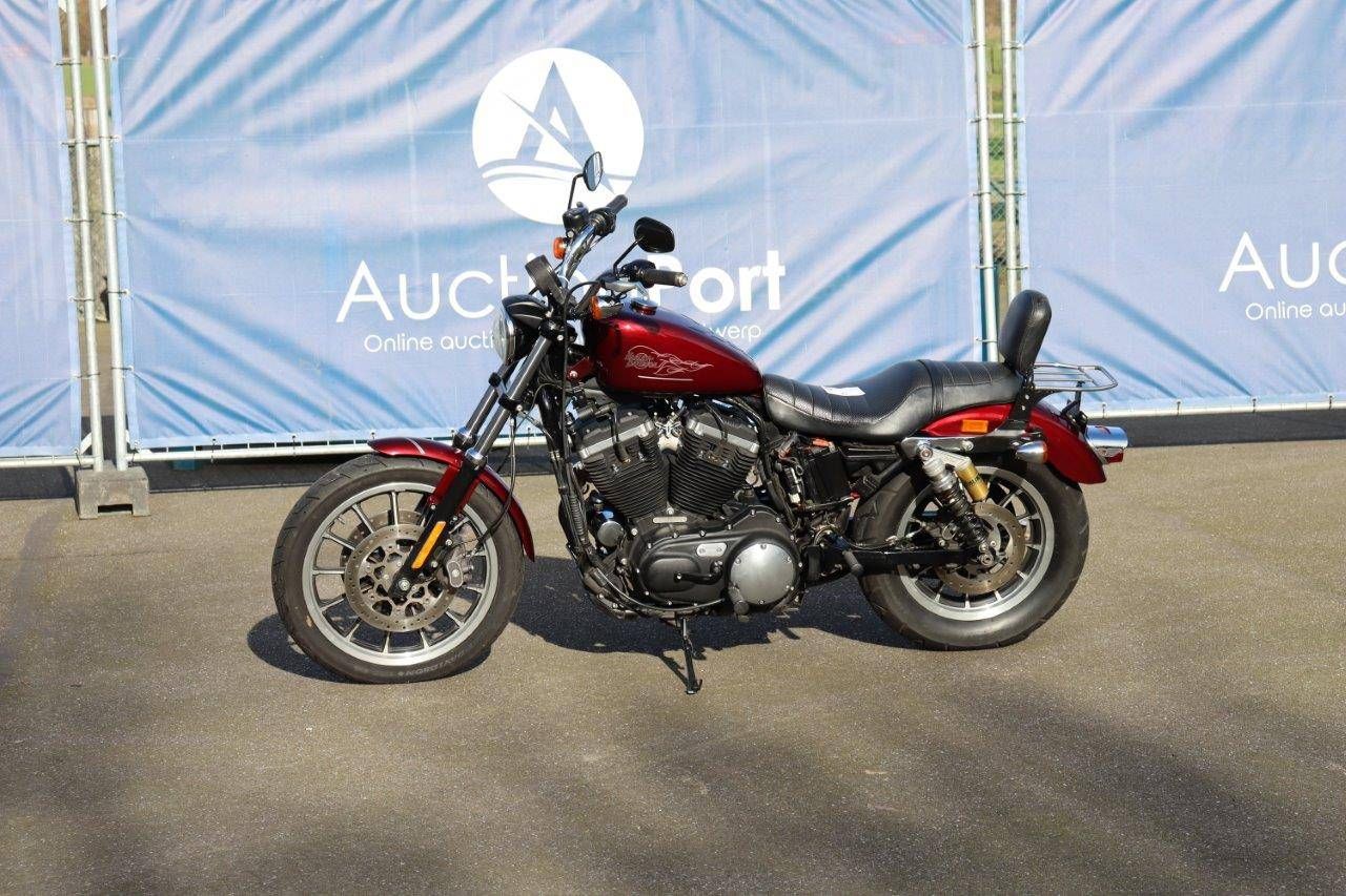 Motorcycle Harley Davidson Sportster XL 883 iron Petrol