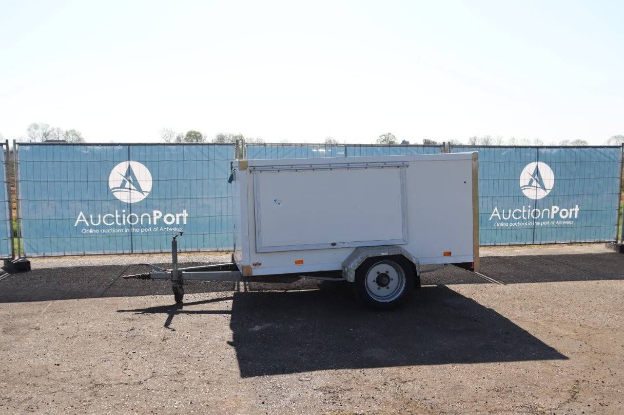 Closed trailer with pump Noyens Trailer AR (1 2000)