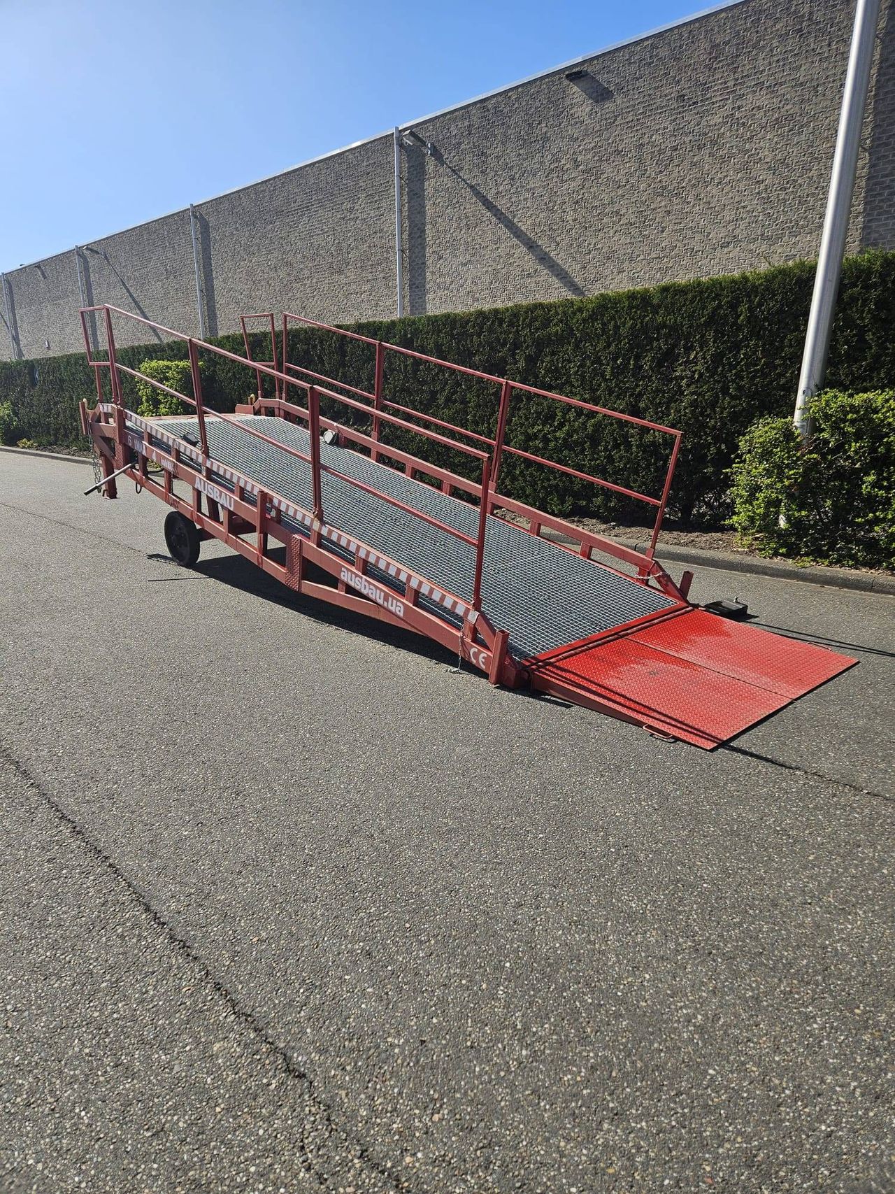 Loading bridge AUSBAU-SPCL6-2SL-HR 6000kg
