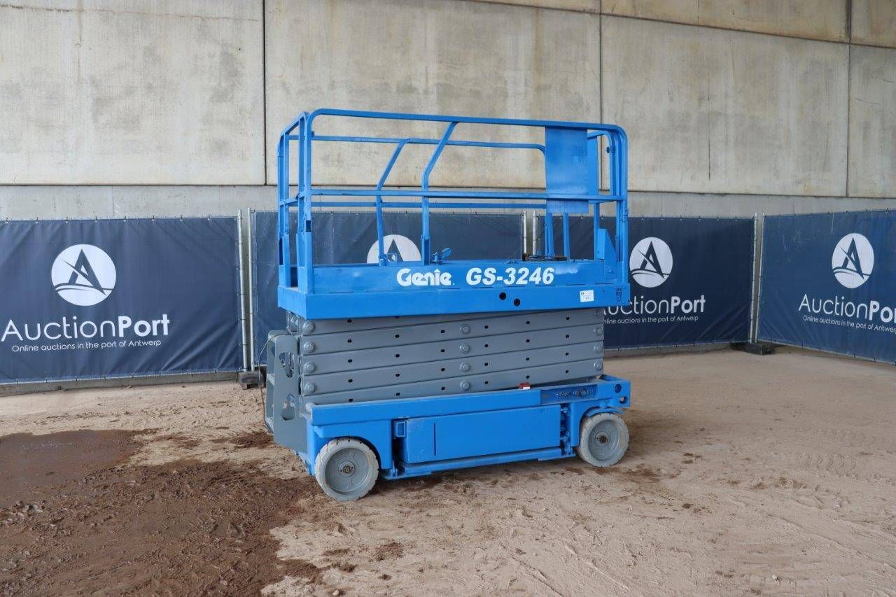 Scissor lift Genie GS-3246 Electric 11.78m
