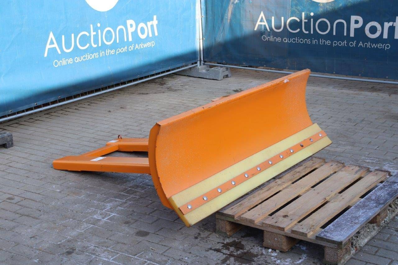 Snow plow Bauer 05820300 180cm