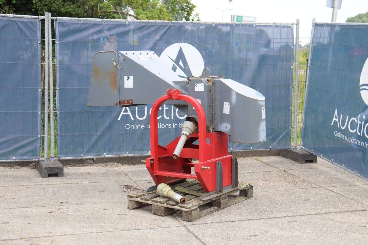 Kraffter TR110 Firewood Chipper with PTO