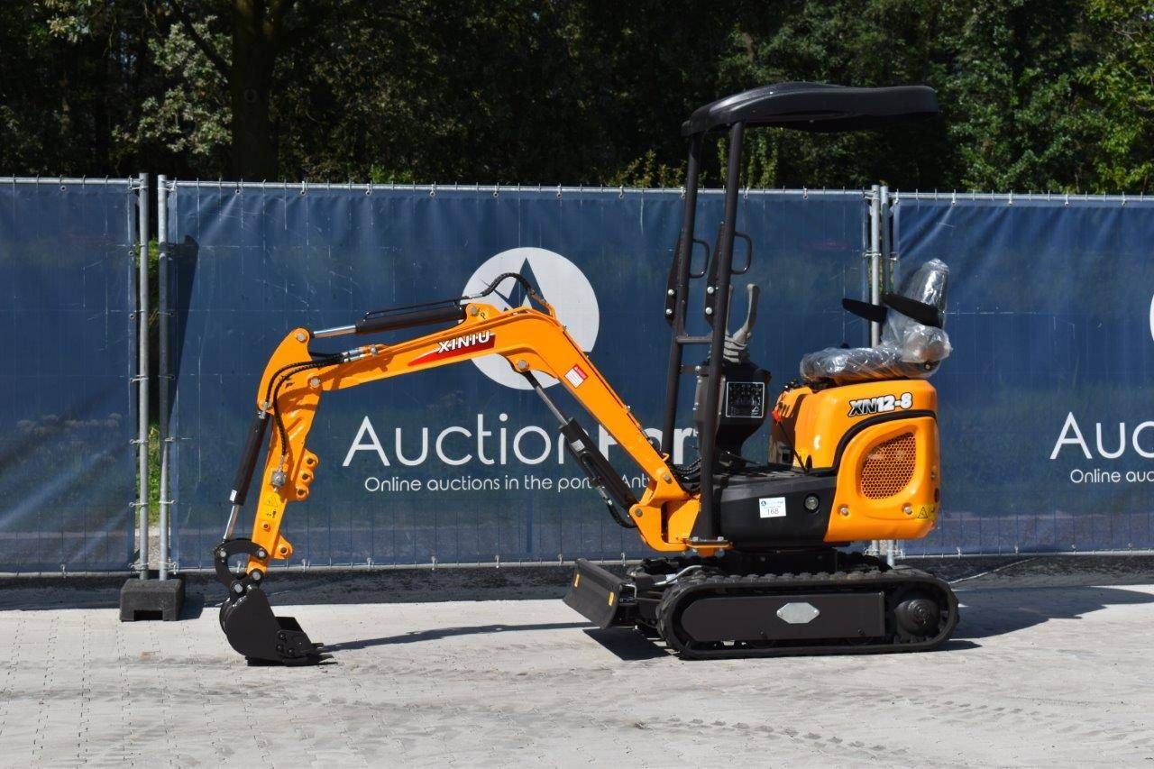 Miniexcavadora Xiniu XN12-8 Diesel Nuevo
