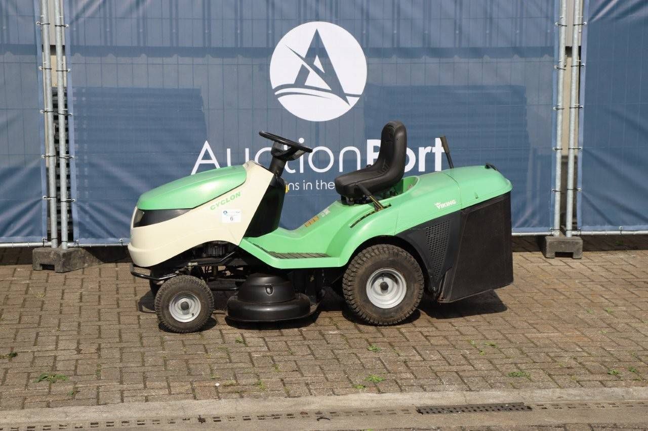 Riding Mower Viking MT 585 Petrol 2006