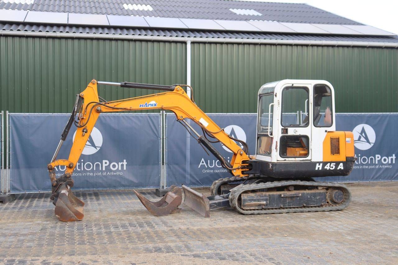 Rupsgraafmachine Hanix H45A Diesel 1996