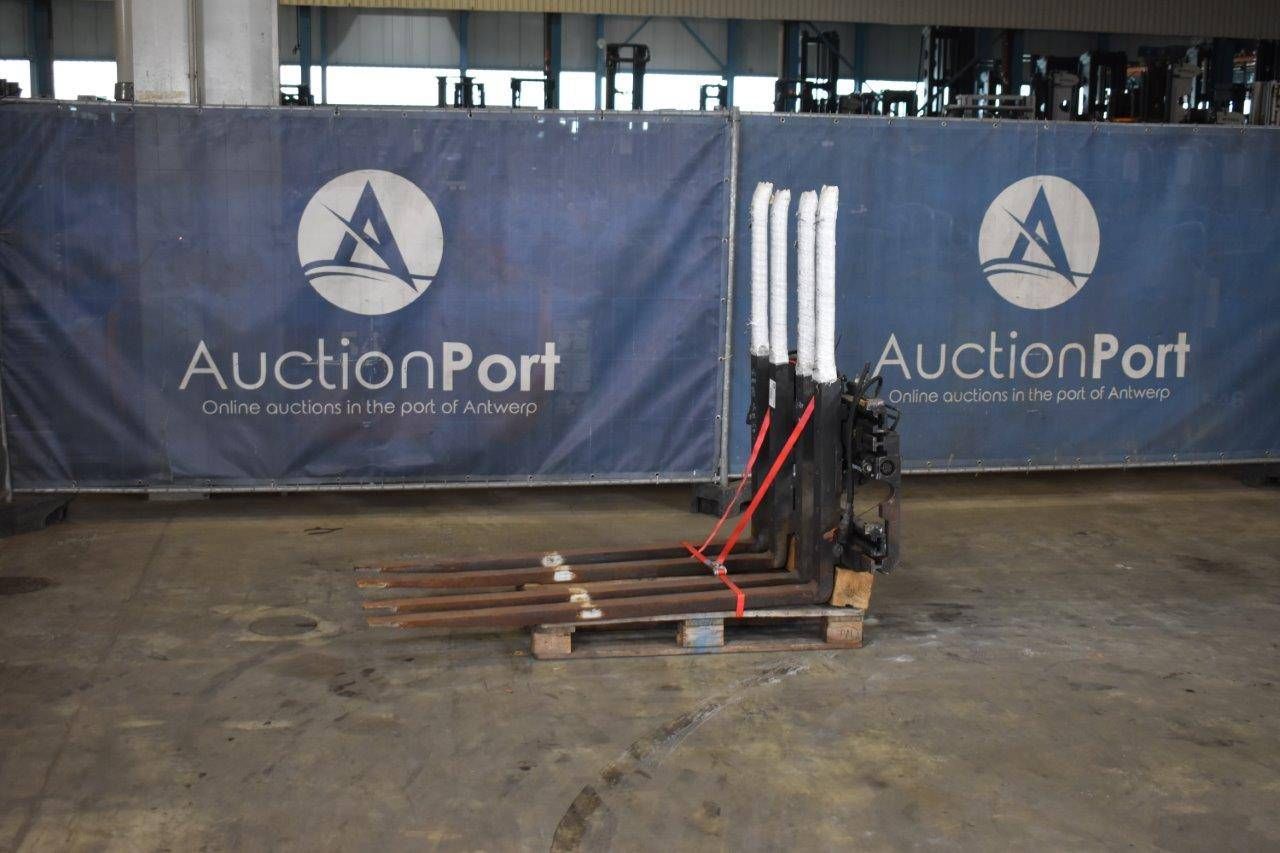 Fork carriage Stabau S7-DPK-70-S-SR01