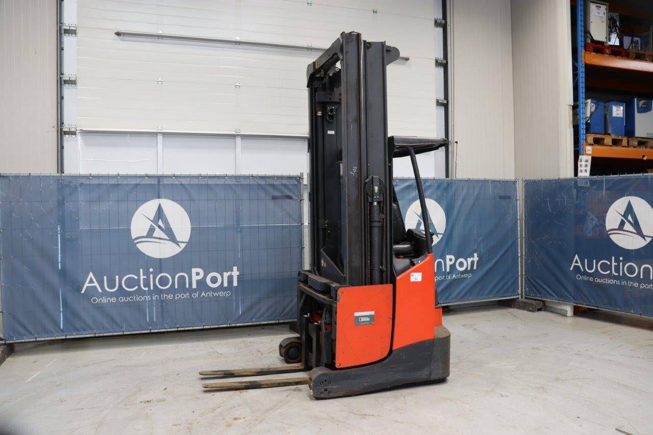 Stacker Linde R14X-03 Electric 1400kg 7.4m 2013