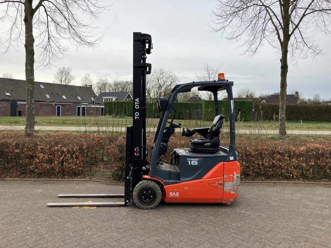 Forklift Toyota 8FBEK16T Electric 1600kg 2016