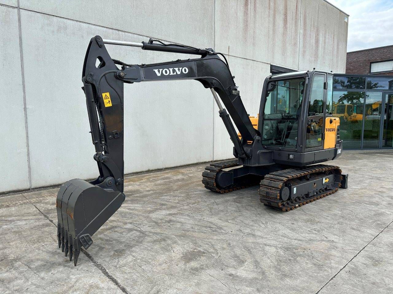 Excavadora de cadenas Volvo EC60C Diésel