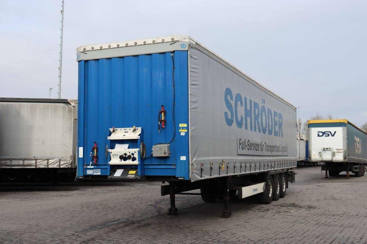 Sliding curtain semi-trailer Krone Auflieger Curtainsider Coil 2017
