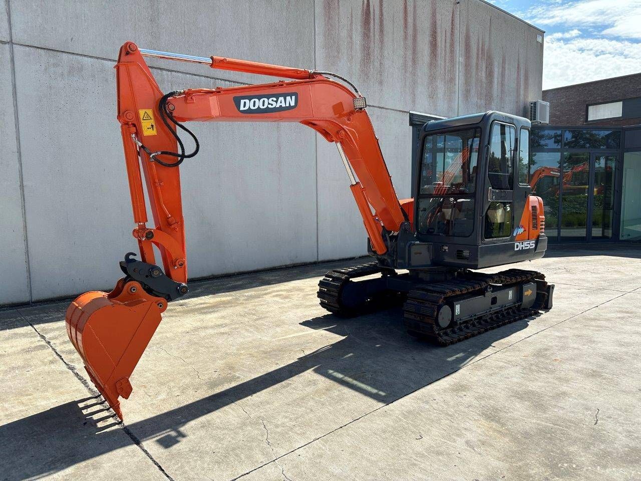 Crawler excavator Doosan DH55-V Diesel 2010