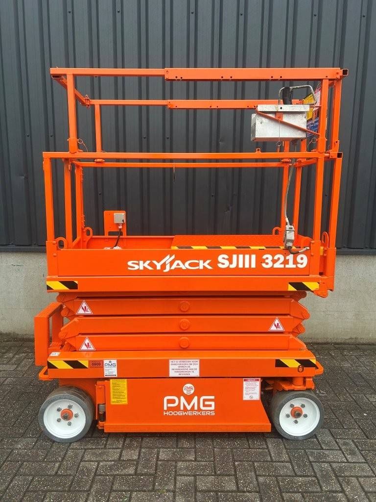 Nacelle élévatrice électrique à ciseaux SkyJack SJ3219 7,81 m 2015