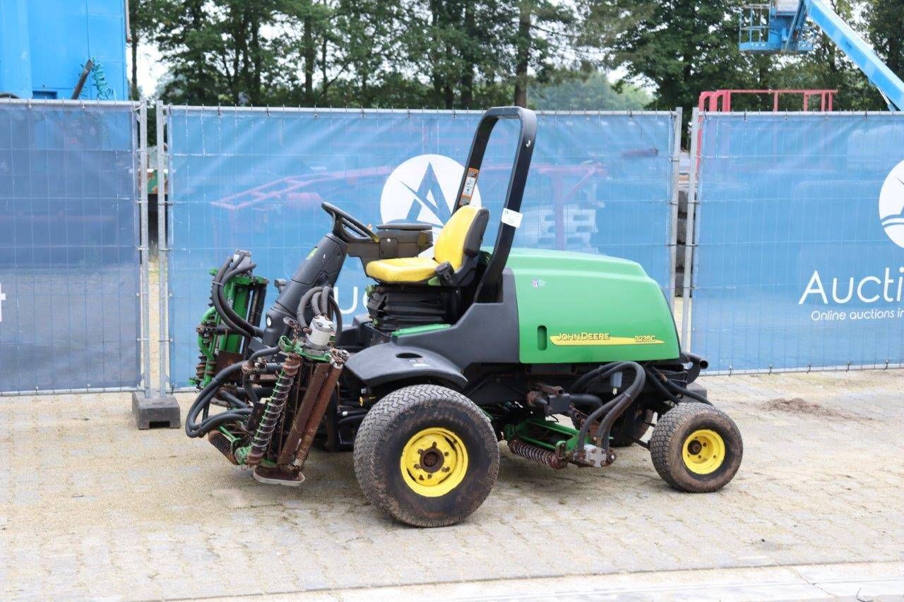 Cylinder mower John Deere 3235C Diesel 41hp (Margin)