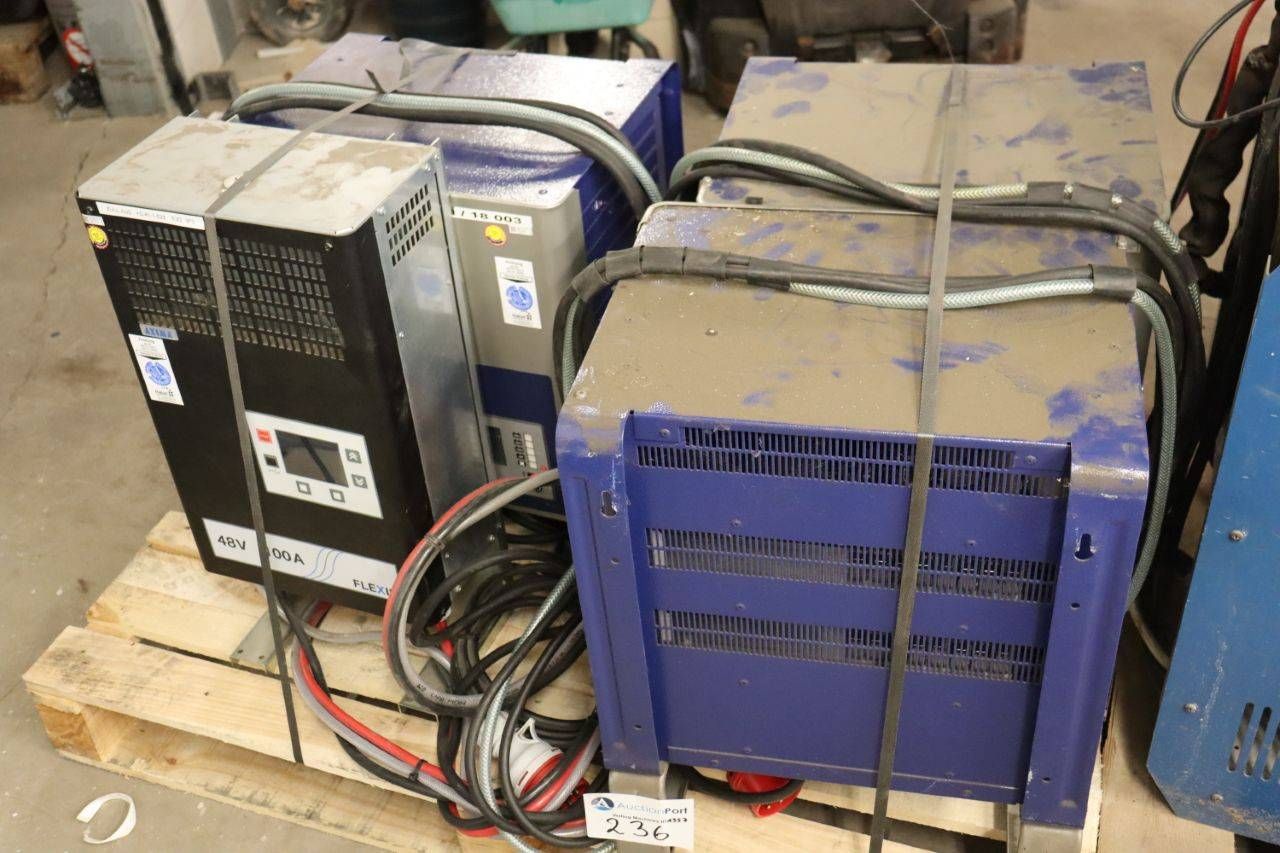 Lot of 5 chargers